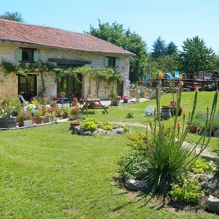 Chez Daisy Villa Montbron Екстериор снимка