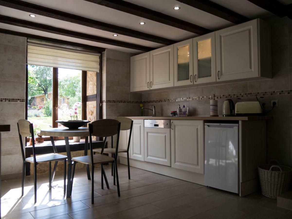 Chez Daisy Villa Montbron Екстериор снимка